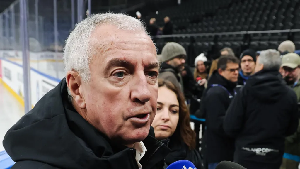 Top hockey official seeks reinstatement of Russia and Belarus