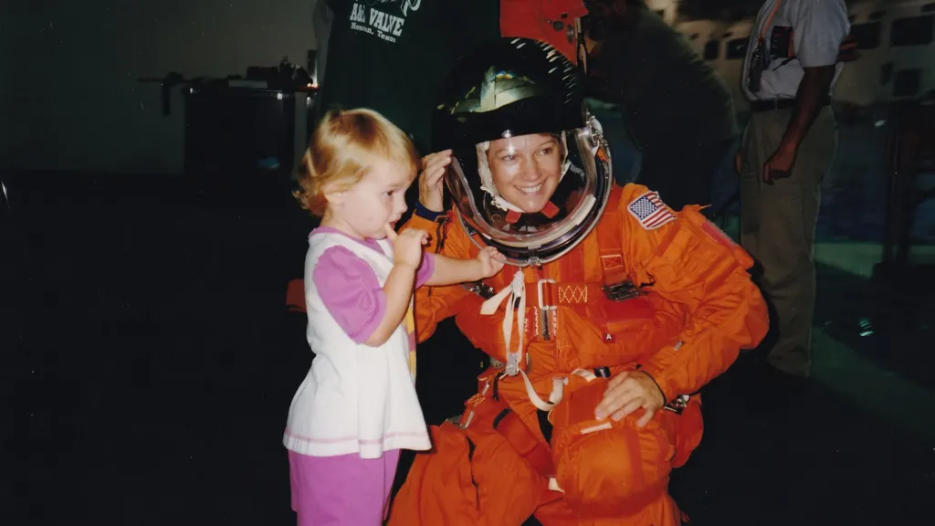 Trailblazing Nasa pilot shares parenting challenges