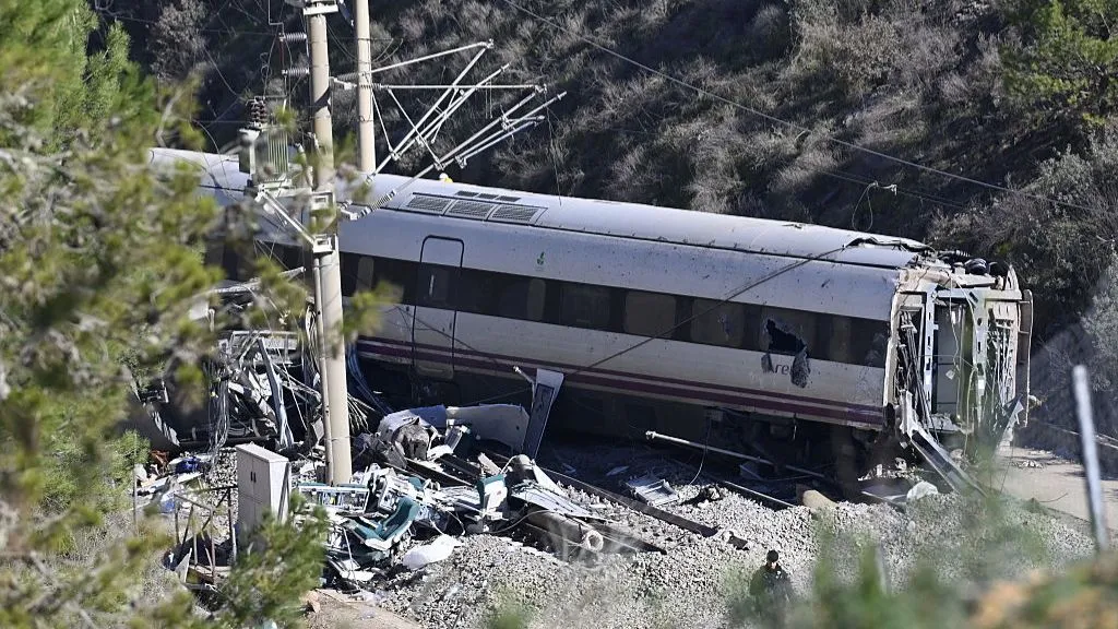 Spanish train drivers announce nationwide strike following fatal accidents