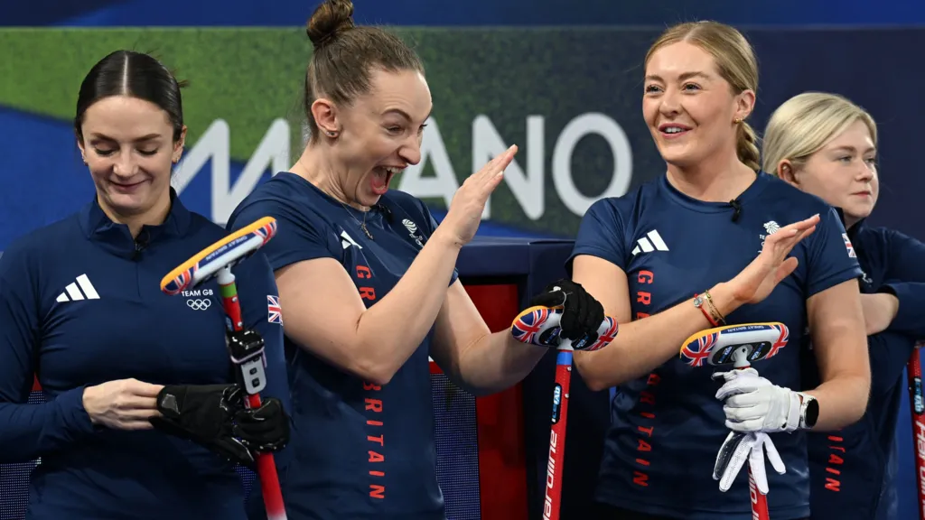 GB women stun Canada, reigning curling world champions